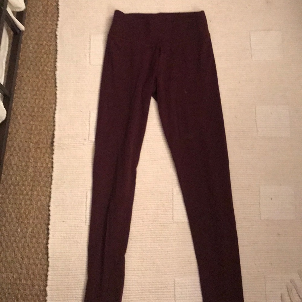 aerie maroon leggings